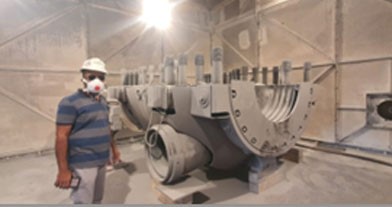 Sand blasting of turbine blades